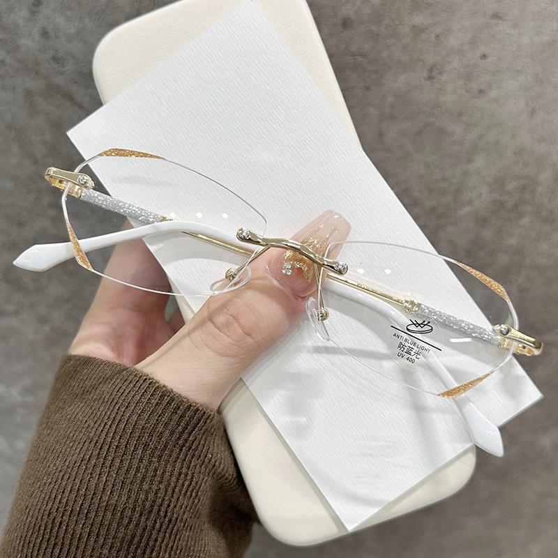 Fashionable Anti-Blue Light Women's Rimless Reading Glasses - Age-Reducing, Ultralight Metal with Fine Shimmer