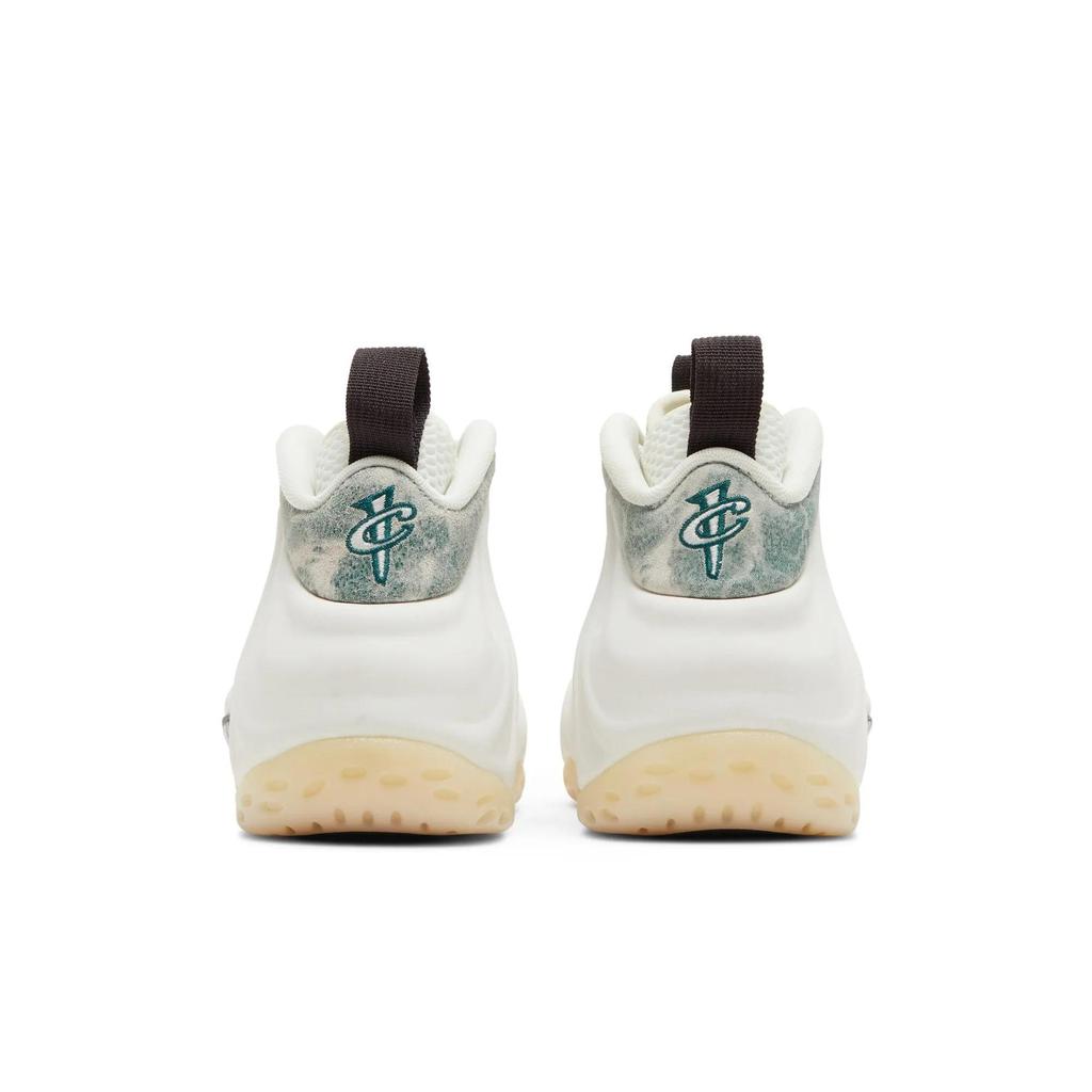 Nike Womens Air Foamposite One 'Summit White' (women's sizes) Summit White / Summit White-Oil Grey Basketball Shoes AA3963 101