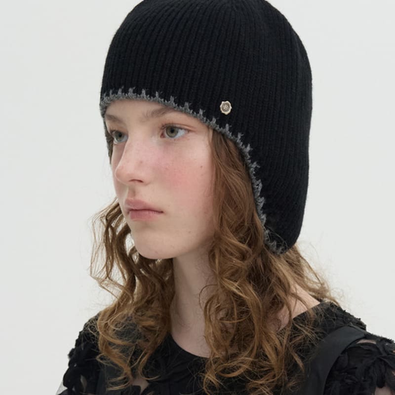 

Brown Hat Stitch Point Ear Flap Beanie - Black Black