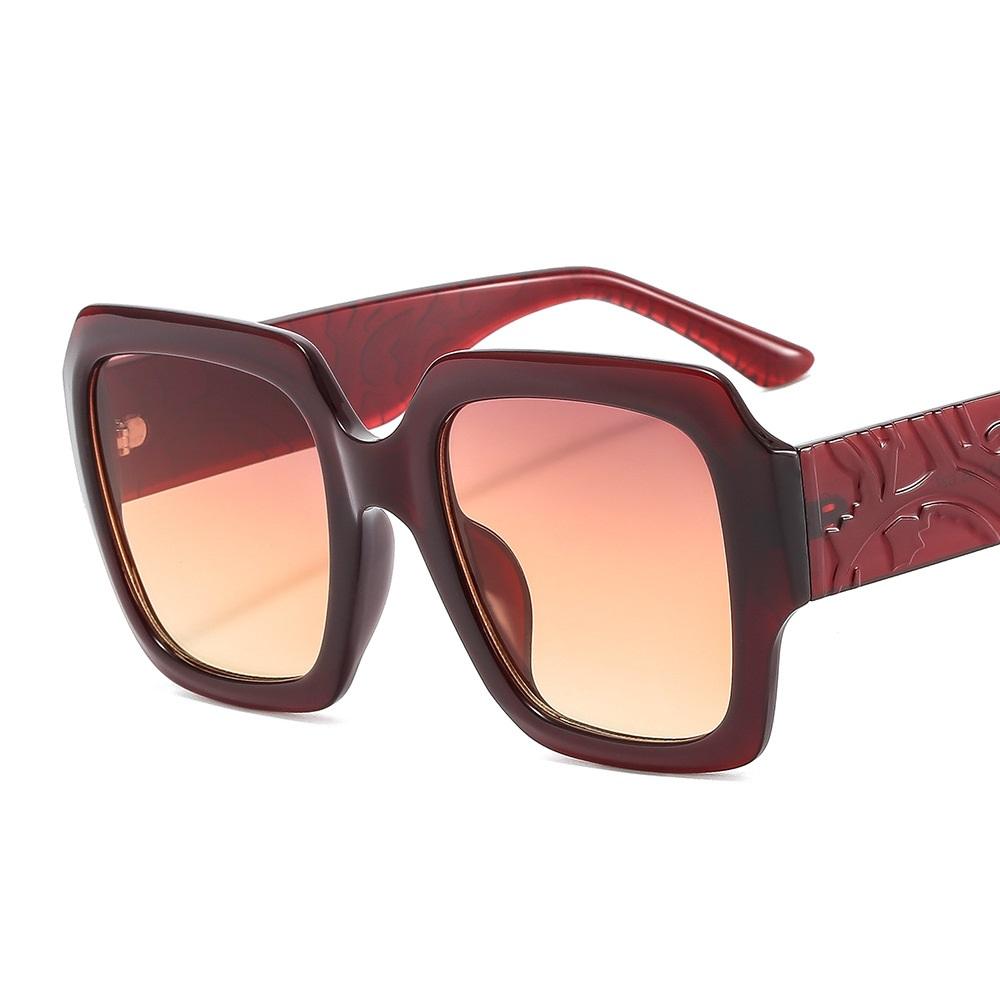 

New Square Carve Patterns Sunglasses Women Vintage Designer Female Sun Glasses Men Shades Luxury Brand Male Oculus Gafas UV400 as picture красный
