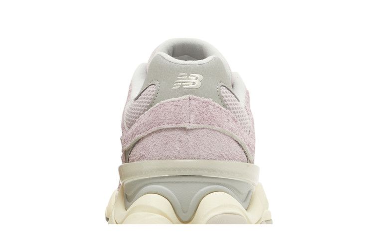 New Balance 9060 Cielo de Diciembre