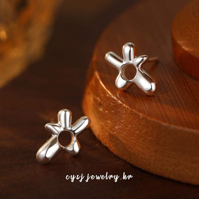 Cui Yan S925 Sterling Silver Irregular Flower Stud Earrings for Women - Korean Style, Spring/Summer, Simple Ins Silver Jewelry. 925 Sterling Silver