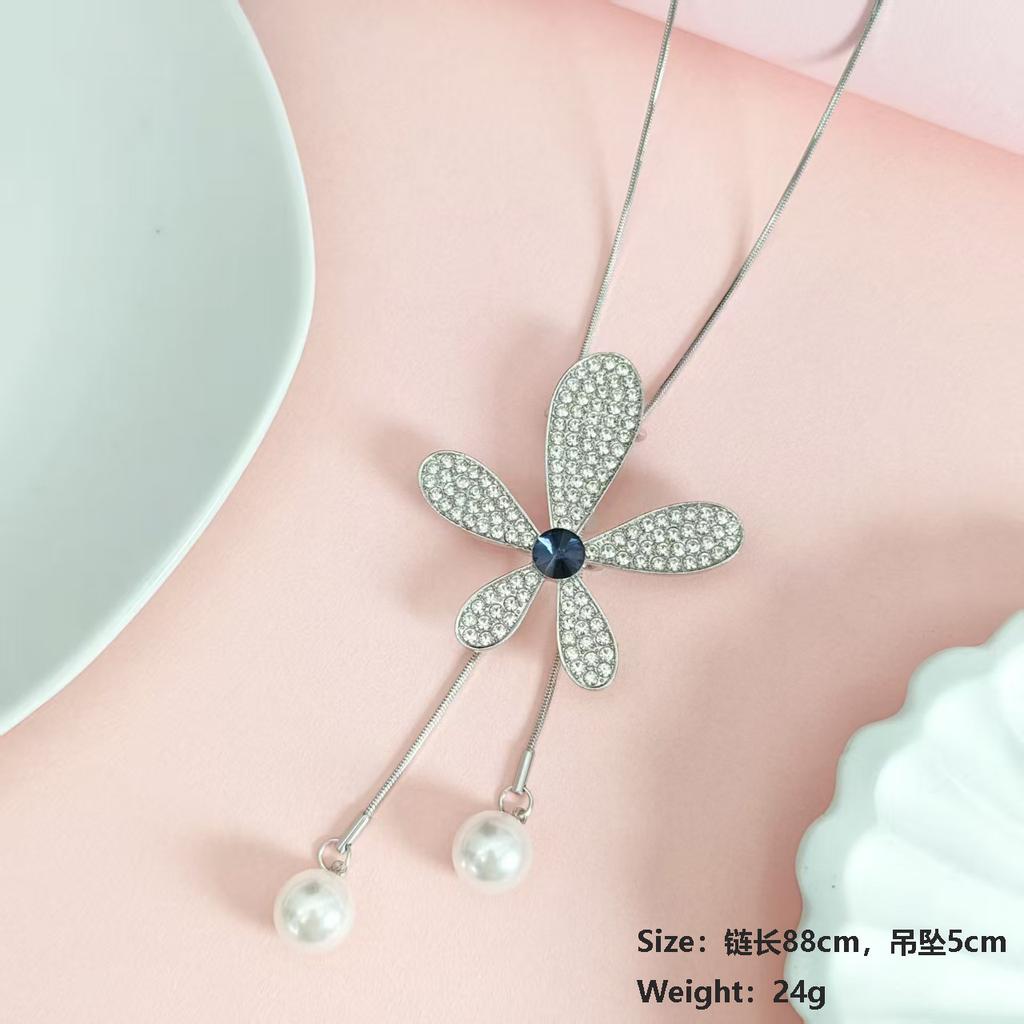 Autumn and winter sweater chain long popular simple fashion atmosphere rhinestone flower girl clothes accessories sweater chain women