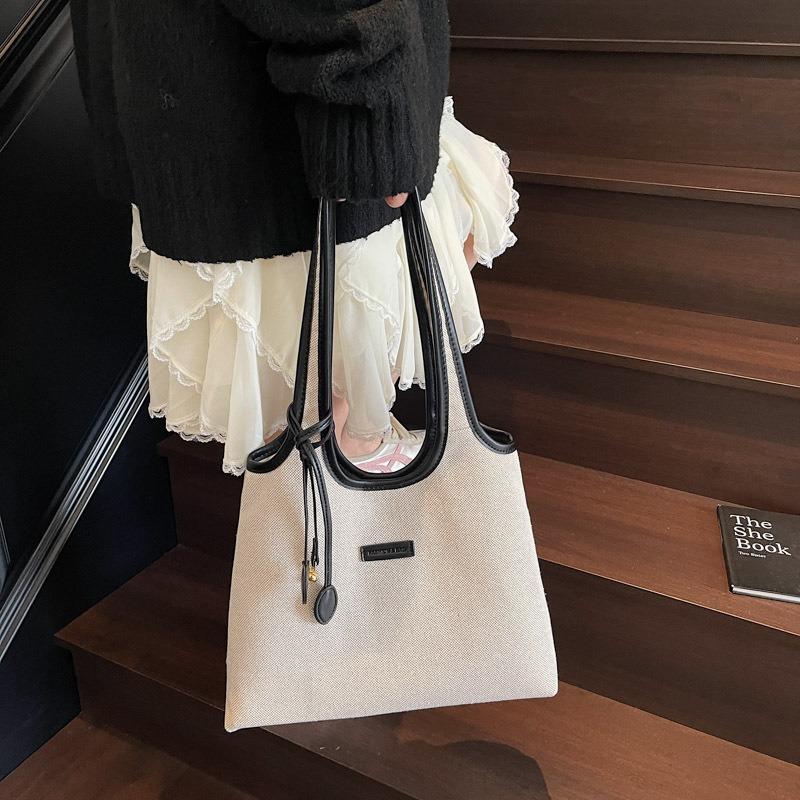 Simple and Fashionable College Student Shoulder Canvas Bag New Casual Simple Large-capacity Commuter Tote Bag