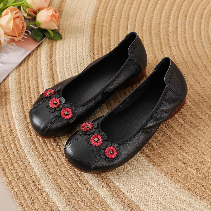 Soft-soled leather spring and autumn new leather shoes comfortable flat-soled women's shoes retro non-slip medium single shoes