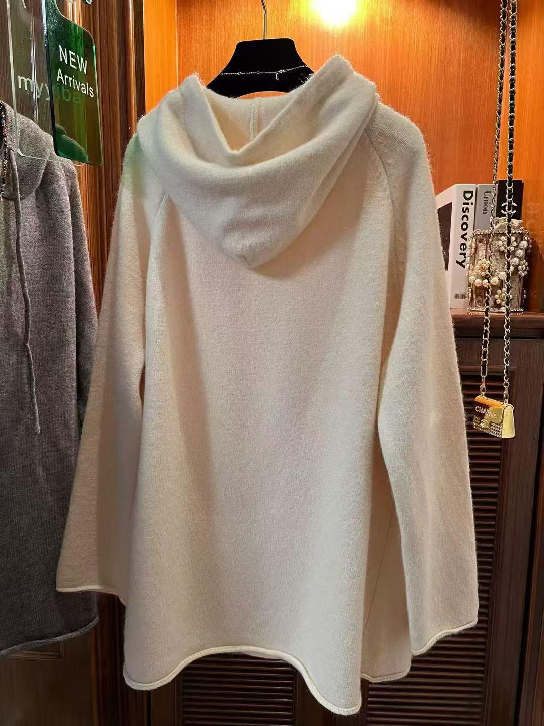 

Plus Size Hooded Knit Sweater - Versatile Solid Color, Autumn Winter 2025 Collection for Women One size fits 95-150 jin білий