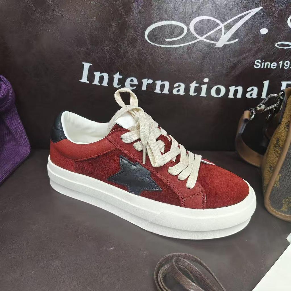 Women's Retro Star Cowhide Sneakers - Autumn 2025 Collection