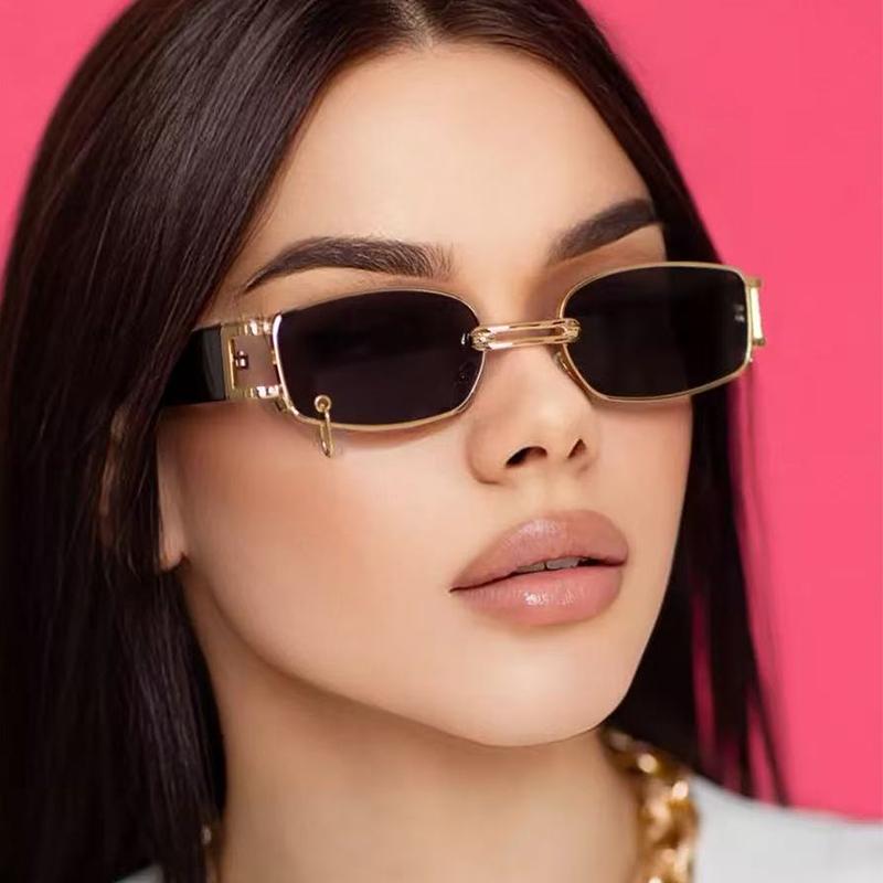 Nuovi Occhiali da Sole Montatura Piccola Quadrati in Metallo Moda Tendenza Personalizzati Uomo Donna Occhiali da Sole con Fibbia ad Anello 1217