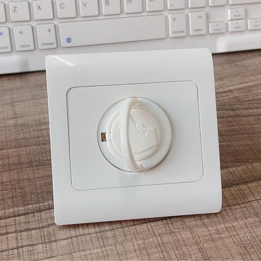 European Standard Child Safety Socket Cover with Pull Ring