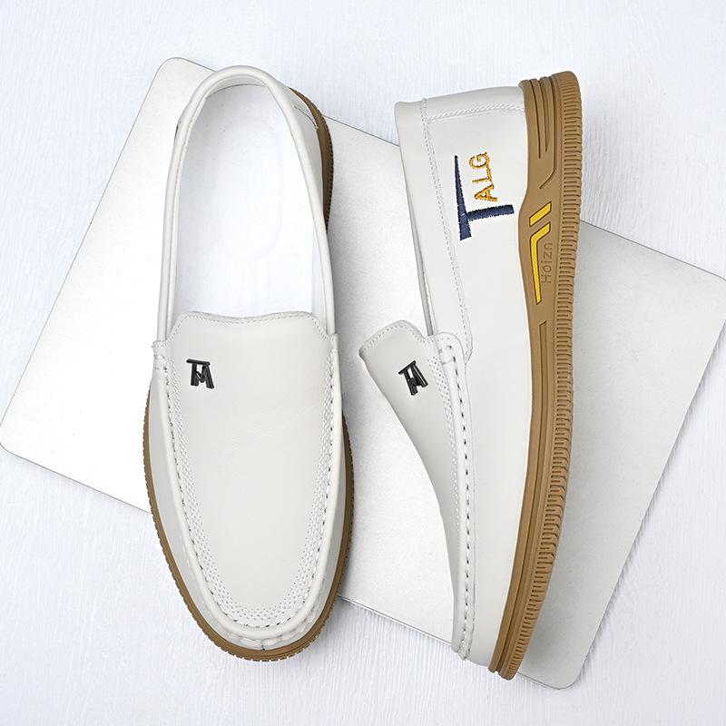 Autumn and winter new leather Doudou shoes one pedal breathable non-slip loafers business casual versatile dad shoes