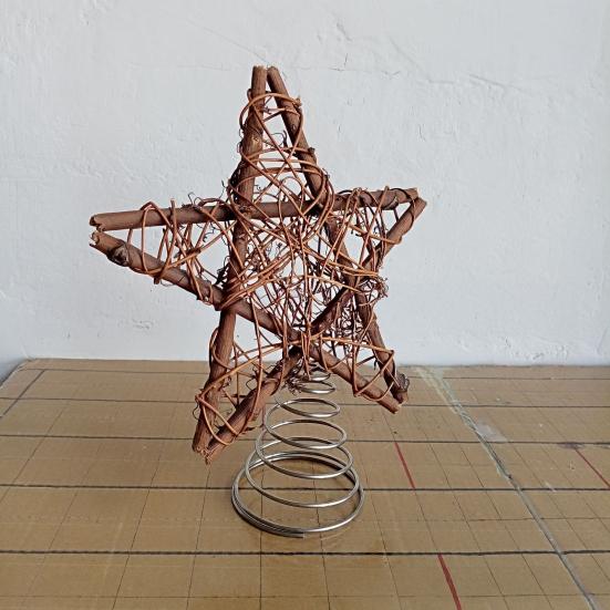 Christmas Tree Topper Star with Light Simple Installation Luminous Hollow Star Tree Topper Christmas Tree Decoration