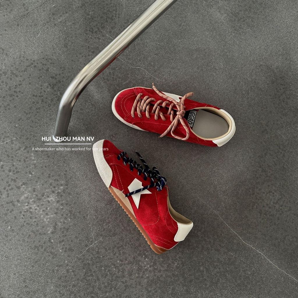 Cowhide retro German training shoes women's 2025 autumn and winter round head lace-up versatile casual sports shoes increase the star small dirty shoe