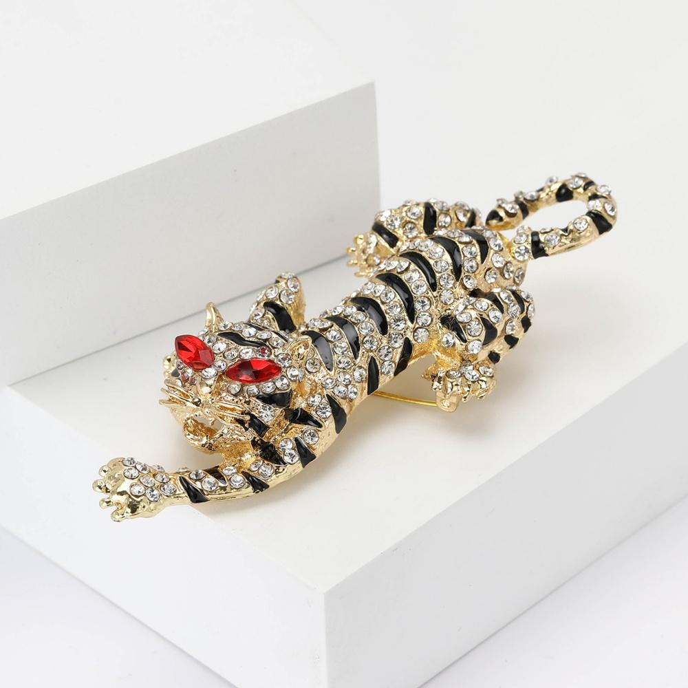 Versatile Exquisite Alloy Rhinestone Tiger Brooch, Bold Personality Men's Suit Coat Flower Pin Jewelry Pin