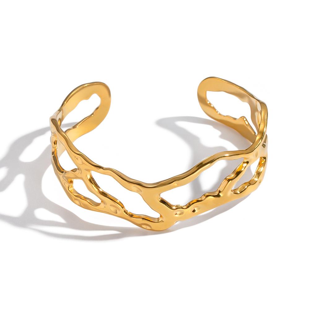 New European and American simple gold gemstone titanium steel ring for men and women