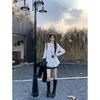 Women's Retro Lace Trim Embroidered Long Sleeve Loose T-Shirt - Autumn 2025 Collection.