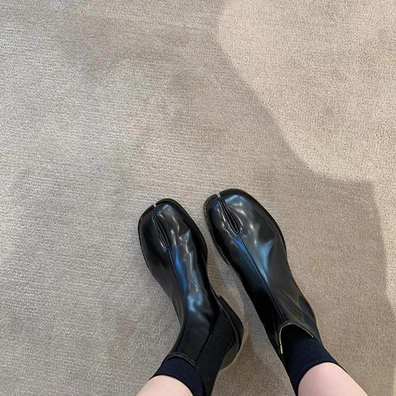 2025 Spring and Autumn New British Style Horseshoe Short Boots with Middle Tube Elasticity and Personalized Design Chelsea Boots