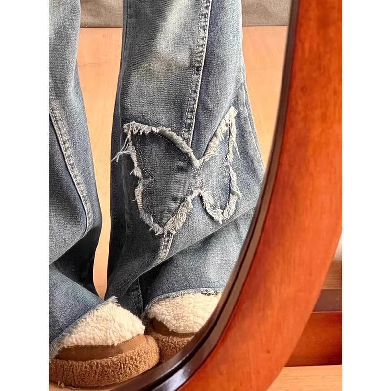 Dámské plus size džíny s vysokým pasem a rozšířenými nohavicemi s retro motýlí výšivkou – Ideální na jaro a podzim