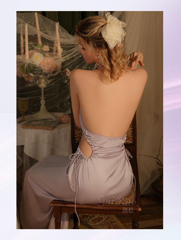 Guiruo Ice Silk Backless Nightdress – Sexy Halterneck Solid Color Pajamas for Spring and Summer (Q2750)