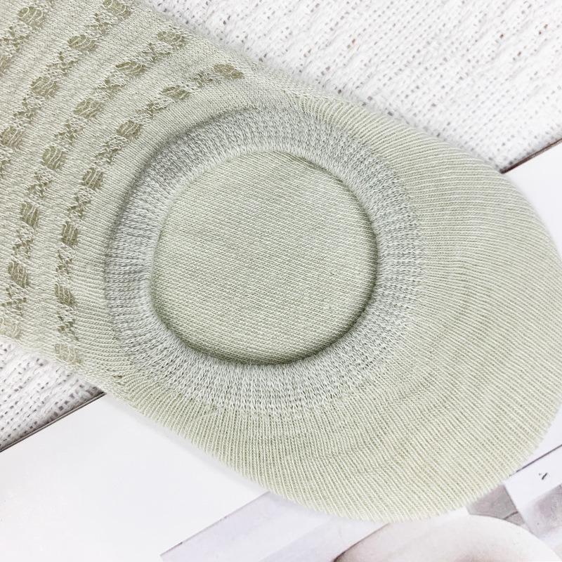 Women's Summer Thin Simple Net Eye Shallow Mouth Low Top Breathable Invisible Socks