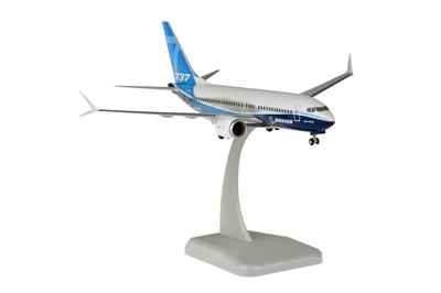 Hogan Wings B737 MAX 7 Boeing House Colors with Landing Gear and Stand Scale Model 11342GR 1/200