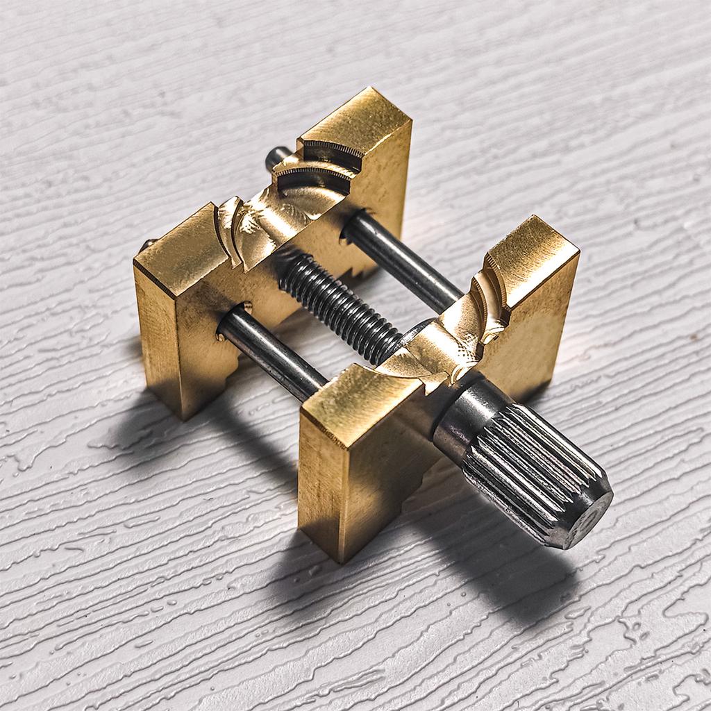 2Pcs Brass Watch Movement Holder Fixed Base Multi Function for Watchmaker Watch Clamp Watches Repair Tools