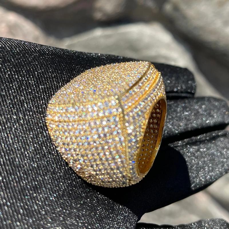 Anillo de Moda para Hombre Color Dorado para Fiesta Boda Full Bling Iced Out Cristales Cúbicos Micro Pavimentados con Circonita Cúbica Lujo Hip Hop Anillos Joyería