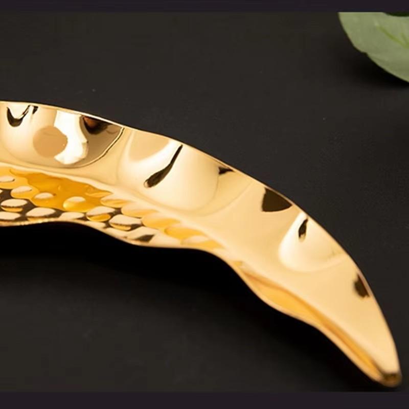 Gold Fruit Plate Moon Shape Ramadan Festival Alloy Candy Food Nut Fruit Storage Basket Wedding Home Desktop Tray Decoration
