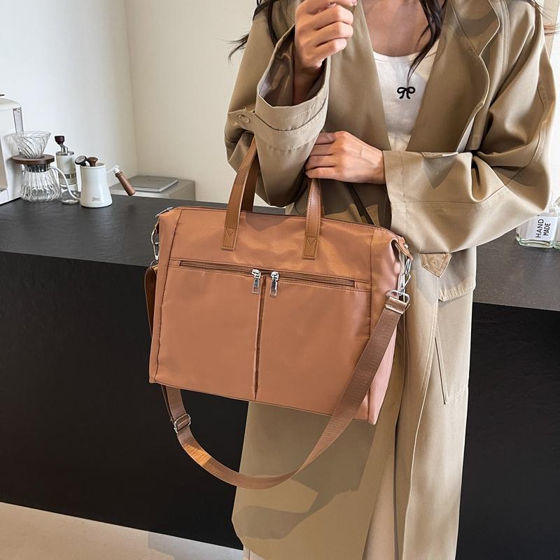 Большая вместительная женская сумка через плечо — фото 3