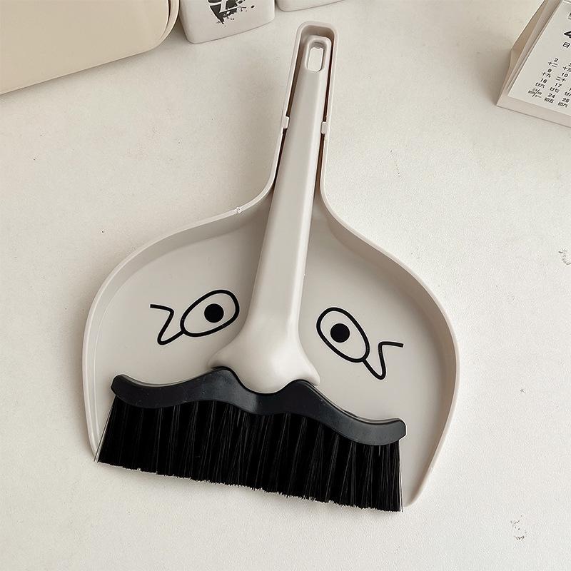 

Compact Broom and Dustpan Set for Home or Dormitory Cleaning