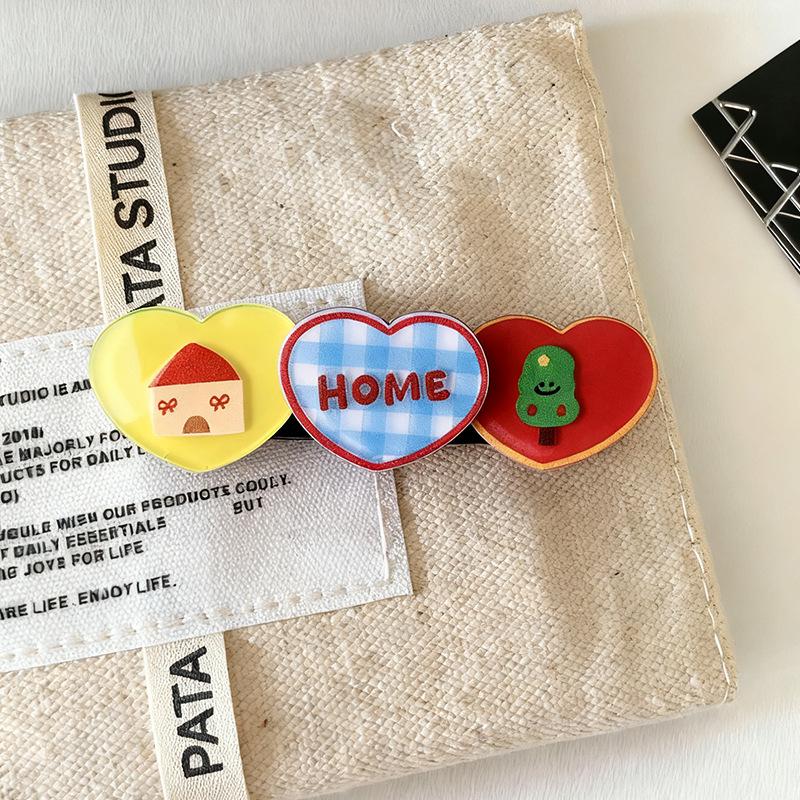 

Red Apple Beaded Hair Clip: Sweet, Cute, Girlish Duckbill Clip for Versatile Styling