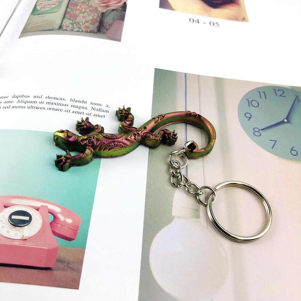 House Lizard Butterfly Keychain Silicone Mold with Hole Keyring Pendant Handmade Mold for Valentine's Day Birthday Gift