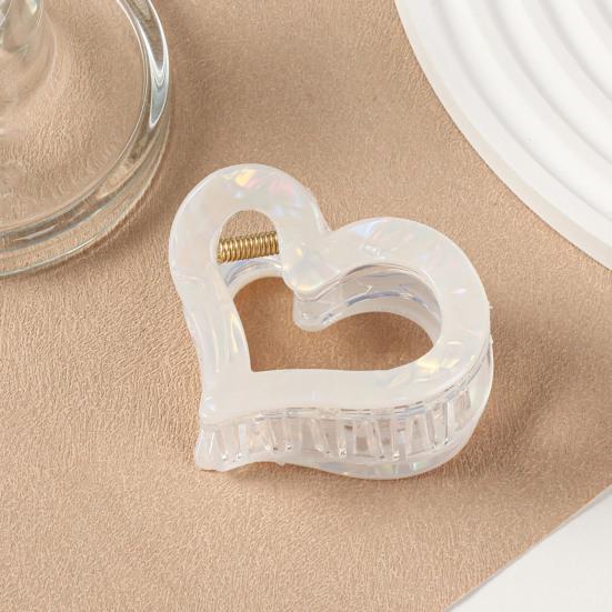 Hair Claw Anti-slip Teeth Hollow Heart Design Hair Clip Medium Size Back Head Shark Hair Claw Strong Grip Hair Accessory