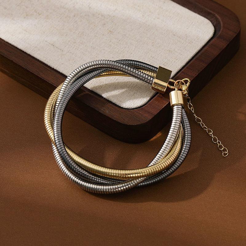 Three Wire Winding Spring Bracelet, Light Luxury And High-end Metal Bracelet
