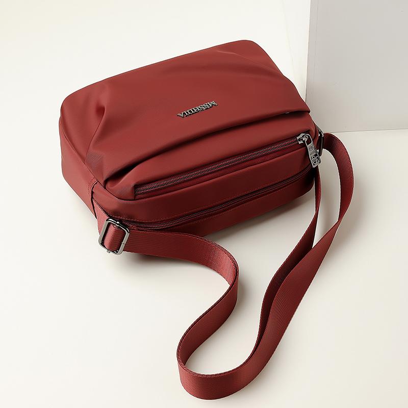 Waterproof Nylon  Crossbody Bag Casual Versatile Single Oulder Travel Bag for Women Soft Handle Zipper Closure Handbags