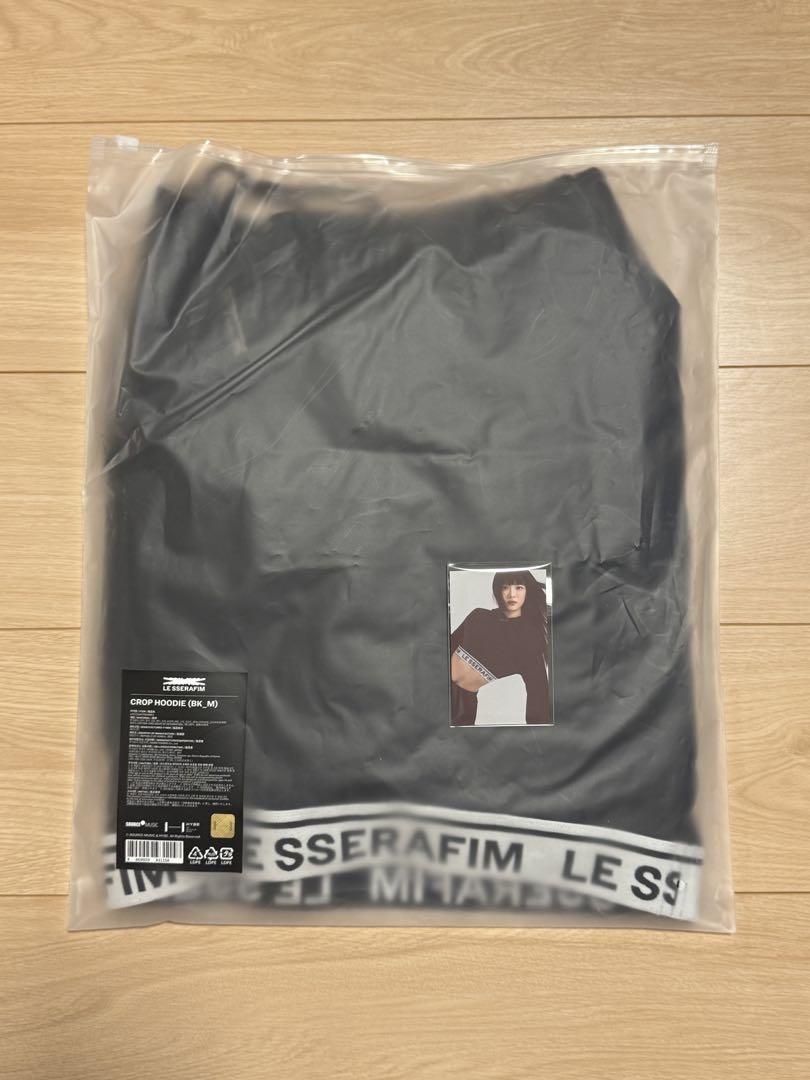 

[USED] Cropped Hoodie LE SSERAFIM Unche
