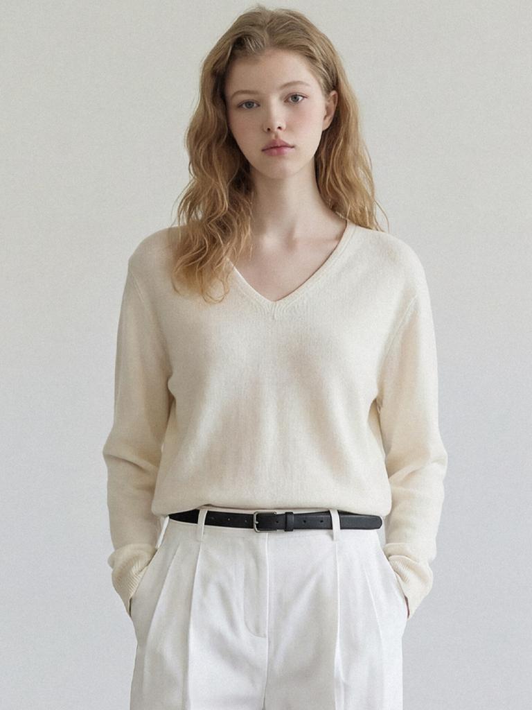 STAY WITH ME Whole Garment V-Neck Wool Knit_Cream