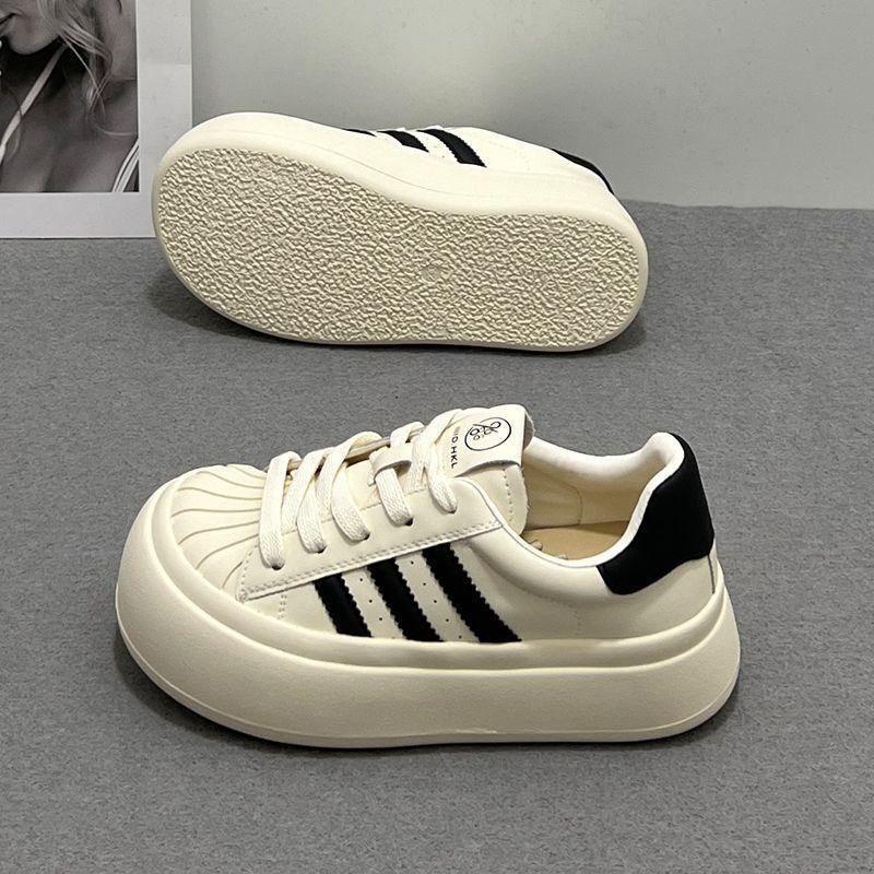 Shell head black board shoes women's summer new round head platform casual panda shoes big head doll shoes