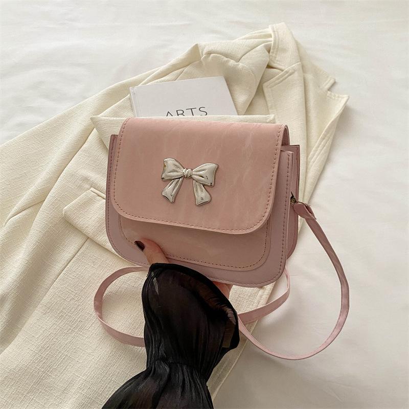 Kleine Tasche für Damen im Sommer, neuer Schmetterling, schöne und modische schräge Tasche, lässige kleine quadratische Tasche mit einer Schulter