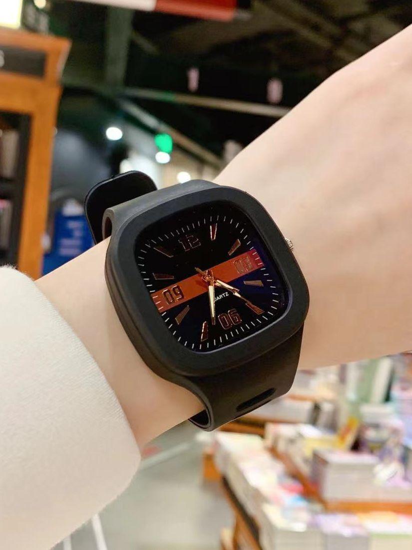 

Модные женские часы Большие квадратные женские кварцевые часы Женские наручные часы Водонепроницаемый силиконовый ремешок Повседневные женские часы