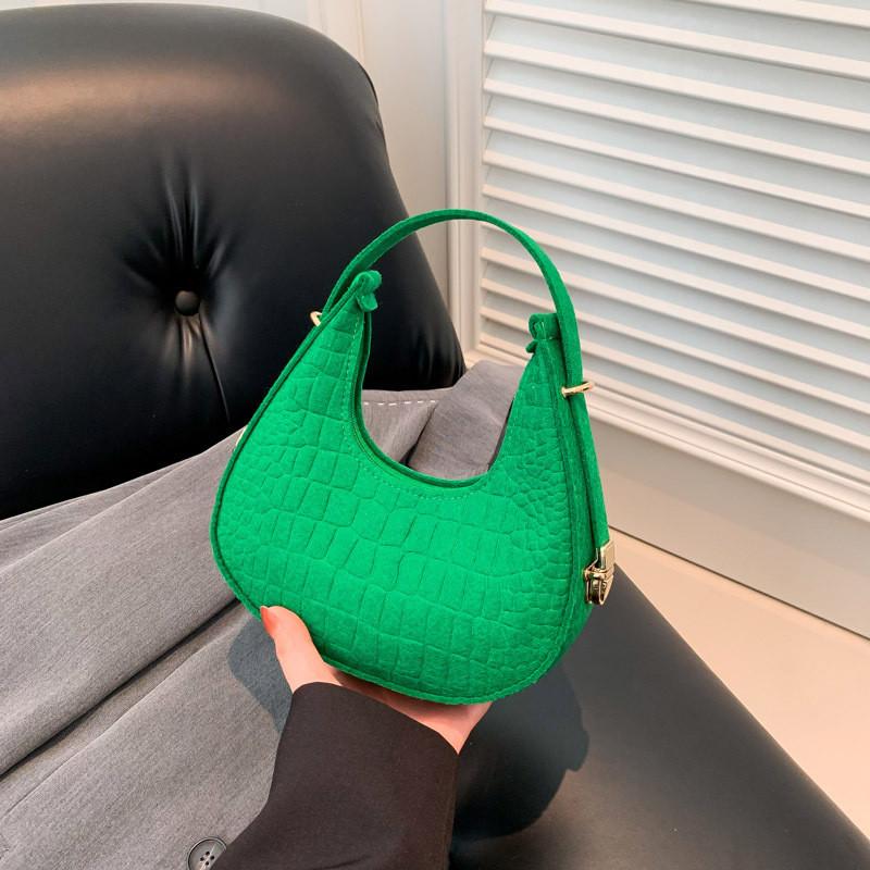 Chic Crescent Felt Shoulder Bag For Women Trendy 2023 Street Style Handbag