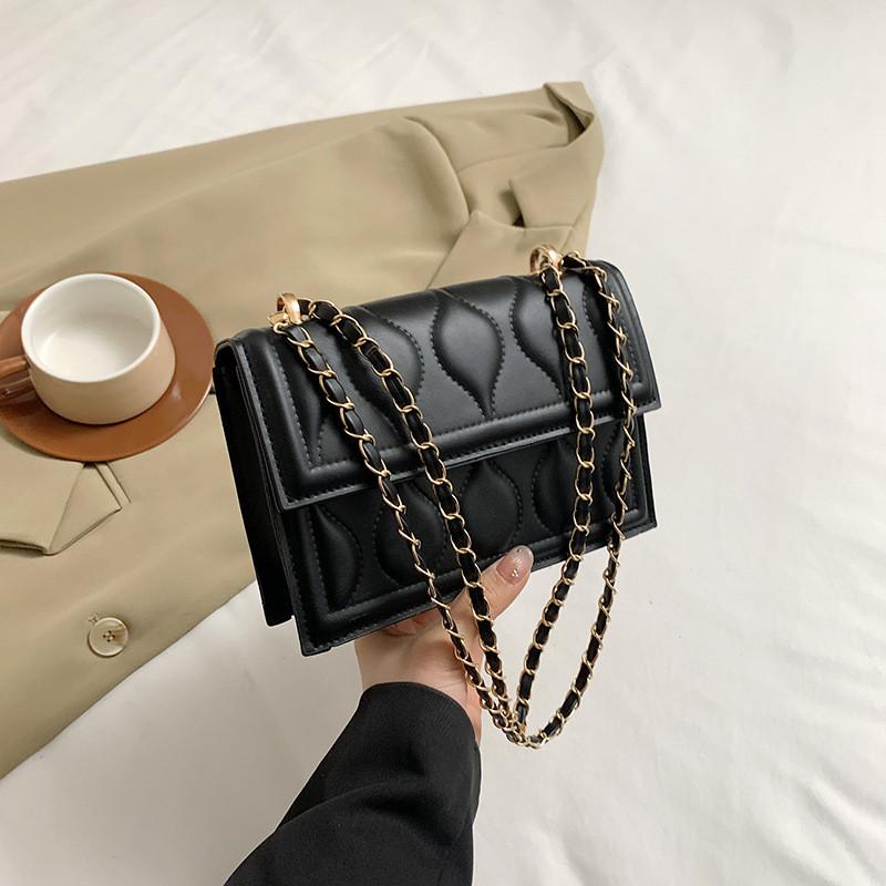 

Fashionable Minimalist Small Square Bag For Women Featuring Unique Stitching And Soft Texture чёрный