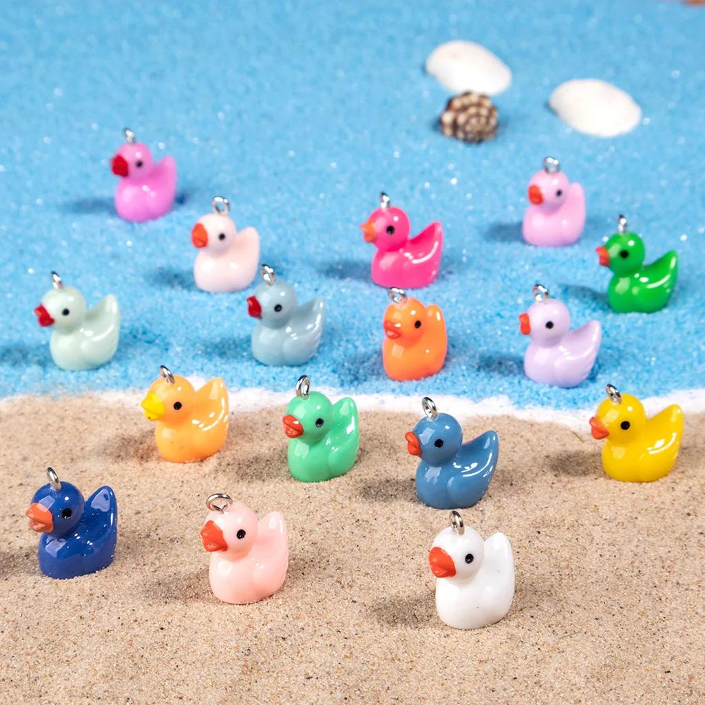 50Pcs Luminous Mini Ducks Pendants Moss Microlandscape Miniature Duck Figurines Fairy Garden Access Home Decor Glow In The Dark