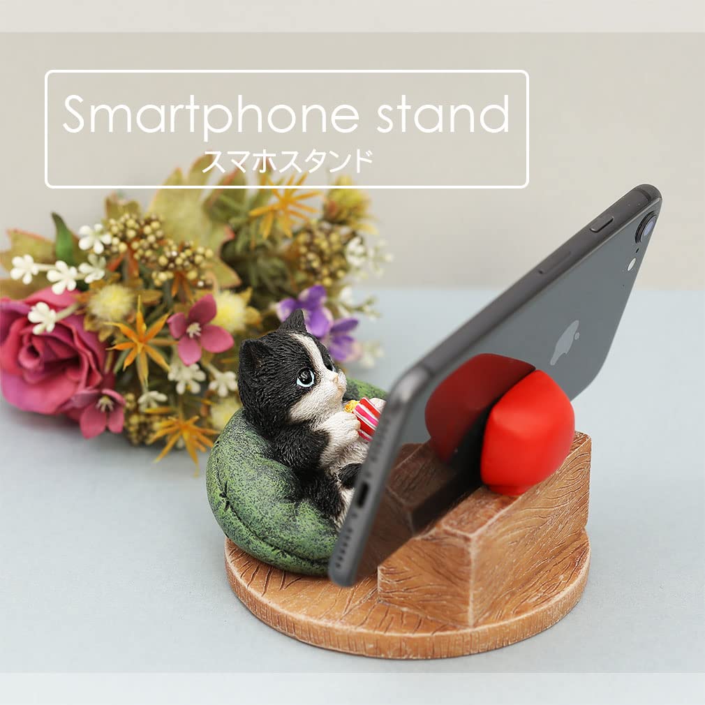 Devalier CA242BKW [Authentic] Cat Figurine with a Hachiware Design, Smartphone Stand Holder, Made of Resin, Perfect Gift