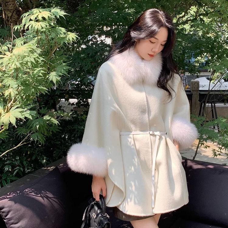 2025 Autumn/Winter Popular Wool Coat for Women with Fluffy Fur Collar and Cuffs