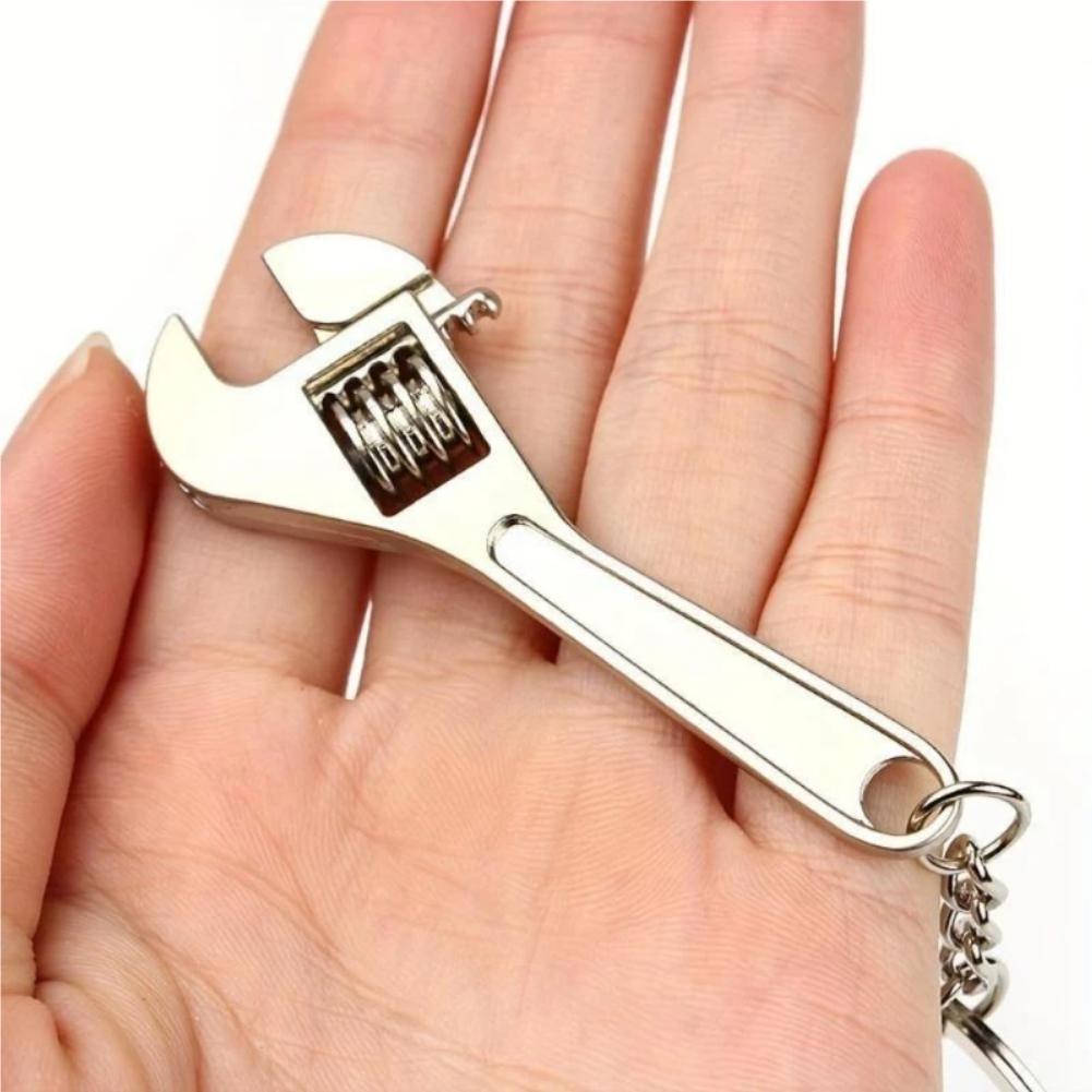 2 Stück Mini Schraubenschlüssel Schlüsselanhänger Tragbar Auto Metall Verstellbar Universal Schraubenschlüssel für Fahrrad Motorrad Autoreparaturwerkzeuge