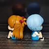 10CM Anime Evangelion Ayanami König Figur Souryuu Asuka Langley Aufschau Eva Sitzendes Modell Spielzeugpuppe Actionfigur PVC Ornament