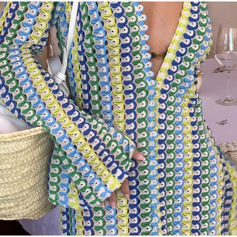 Лоскутное Женское Трикотажное Платье с Глубоким V-образным Вырезом — фото 5