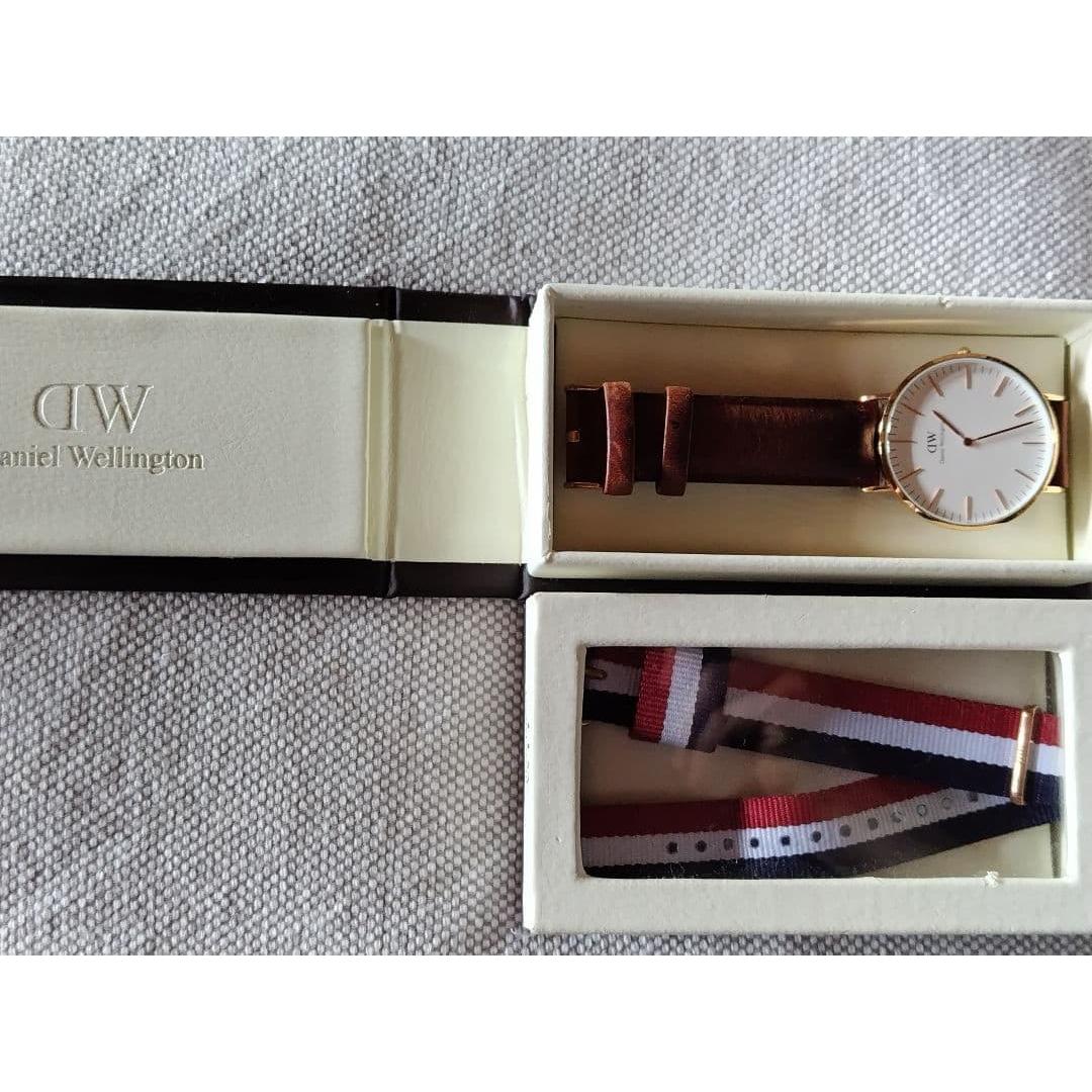 Used daniel wellington wrist watch