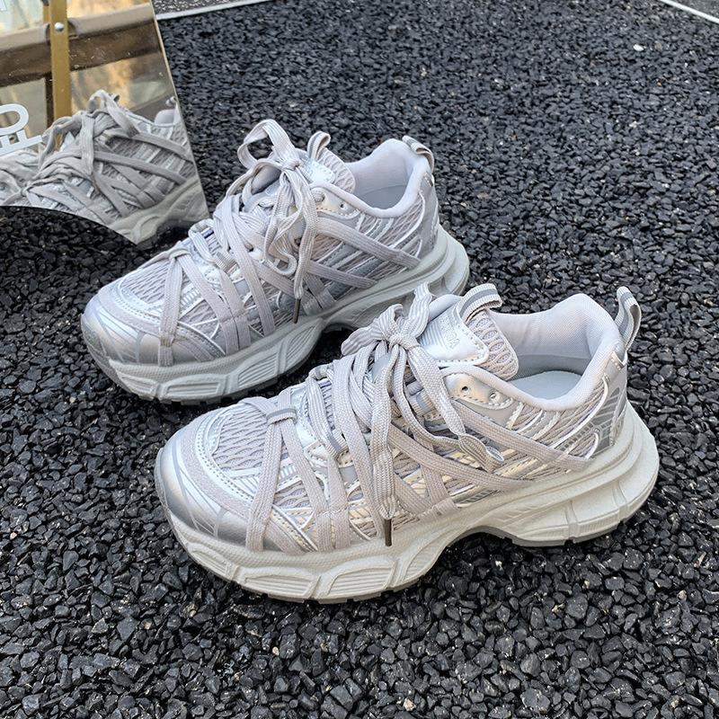 

Breathable lace-up niche mesh sports shoes spring and summer versatile new dad shoes street style round head fashion casual 40 сірий колір