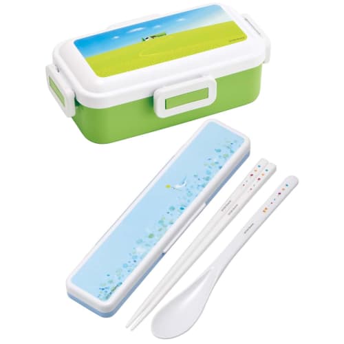 Skater Bento Box, 530ml, Single Tier, Made in Japan, for Women, with 4-Point Locking for Leak-Resistant Storage, Dishwasher and Microwave Safe, by Yoh